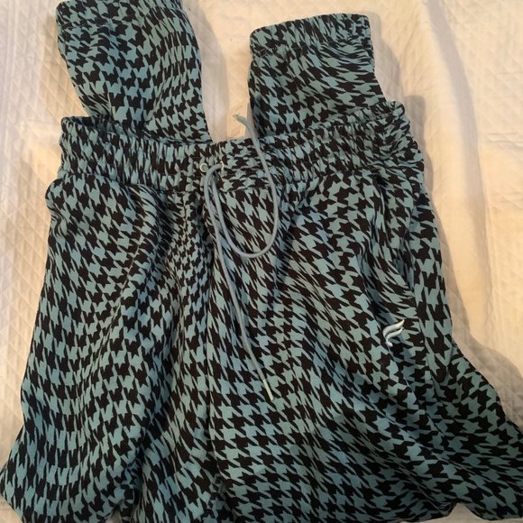 NWT Fabletics Sweatpants Warped Houndstooth - Picture 2 of 4